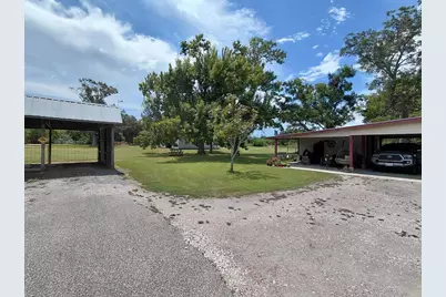 613 C/R 706, Angleton, TX 77515 - Photo 5