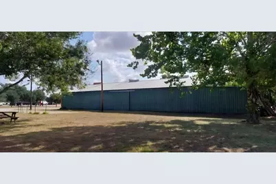 4100 Sargent Ct, Bay City, TX 77414 - Photo 1