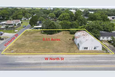 400 W North Street, Louise, TX 77455 - Photo 1