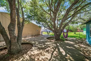 307 Center St, Matagorda, TX 77457 - Photo 7