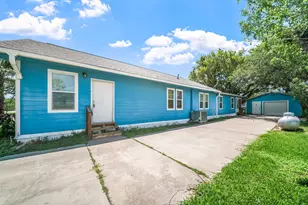 307 Center St, Matagorda, TX 77457 - Photo 39