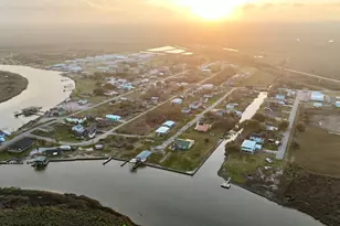 4621 County Rd 459B, Freeport, TX 77541 - Photo 3