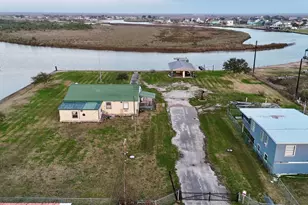 4621 County Rd 459B, Freeport, TX 77541 - Photo 9