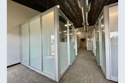 500 E Plantation, Clute, TX 77531 - Photo 13