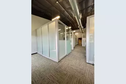 500 E Plantation, Clute, TX 77531 - Photo 11