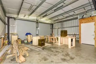 830 E Brazos Ave, West Columbia, TX 77486 - Photo 13