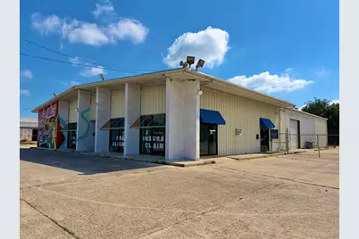 1417 S Velasco, Angleton, TX 77515 - Photo 3
