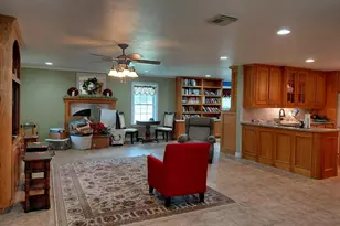 1231 C/R 201A, Angleton, TX 77515 - Photo 3