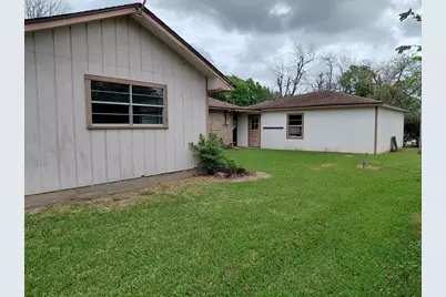 736 Northridge, Angleton, TX 77515 - Photo 37