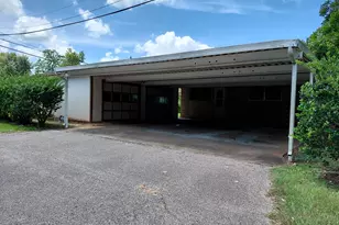 736 Northridge, Angleton, TX 77515 - Photo 3