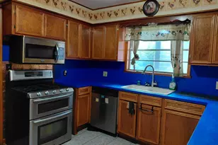 736 Northridge, Angleton, TX 77515 - Photo 25