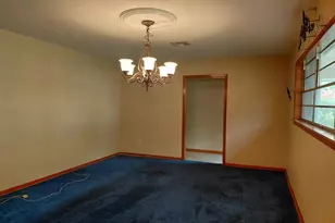 736 Northridge, Angleton, TX 77515 - Photo 11