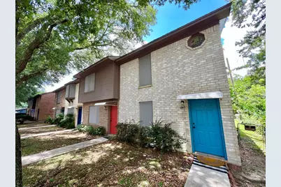 1039 N Chenango St., Angleton, TX 77515 - Photo 1