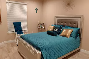 309 Hickman Ln, Angleton, TX 77515 - Photo 17