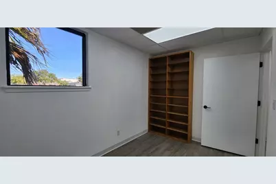 215 S. Oak Dr. Suite W, Lake Jackson, TX 77566 - Photo 7