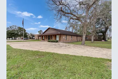 307 E. 2nd St, Sweeny, TX 77480 - Photo 5
