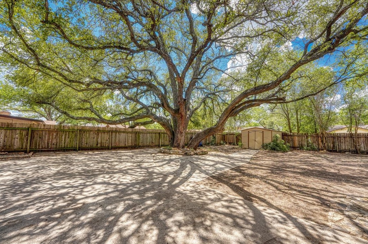 1502 Ocotilla Dr, Cypress Mill TX  78654-4551 exterior