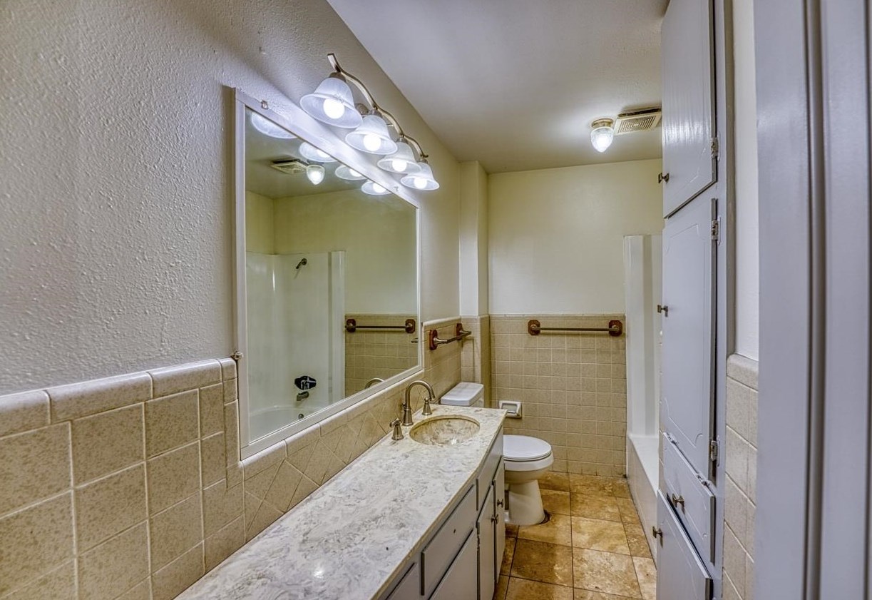 1502 Ocotilla Dr, Cypress Mill TX  78654-4551 exterior