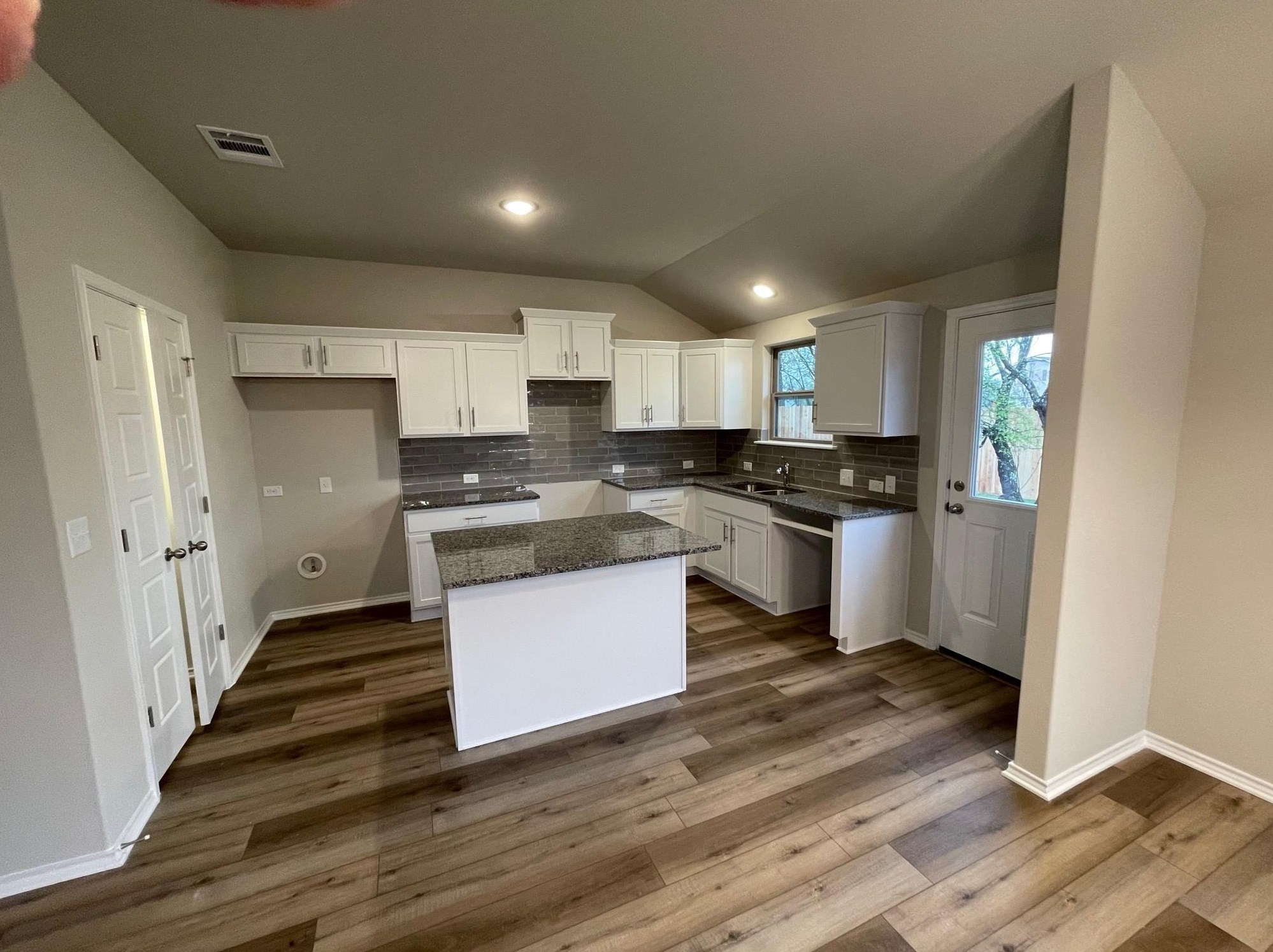 842 Driftwood Ln, Cypress Mill TX  78657-9448 exterior