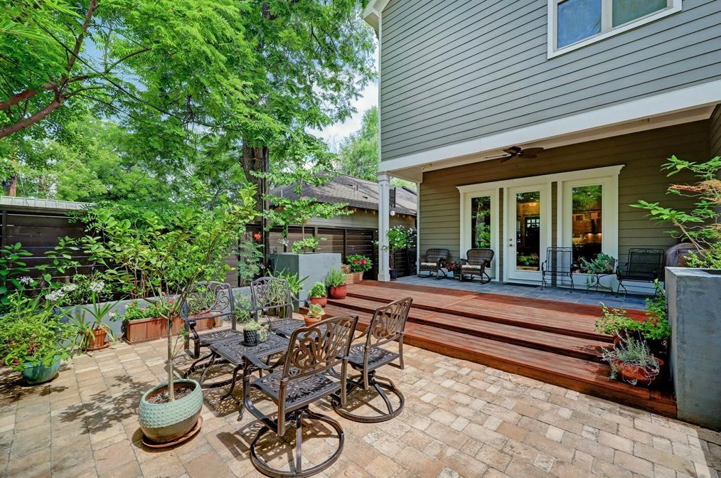 823 25 St, Houston TX  77008-2502 exterior