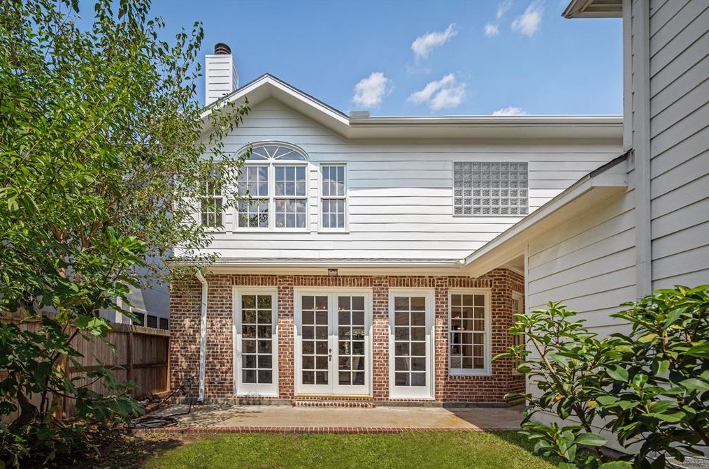 3927 Coleridge St, Houston TX  77005-2725 exterior