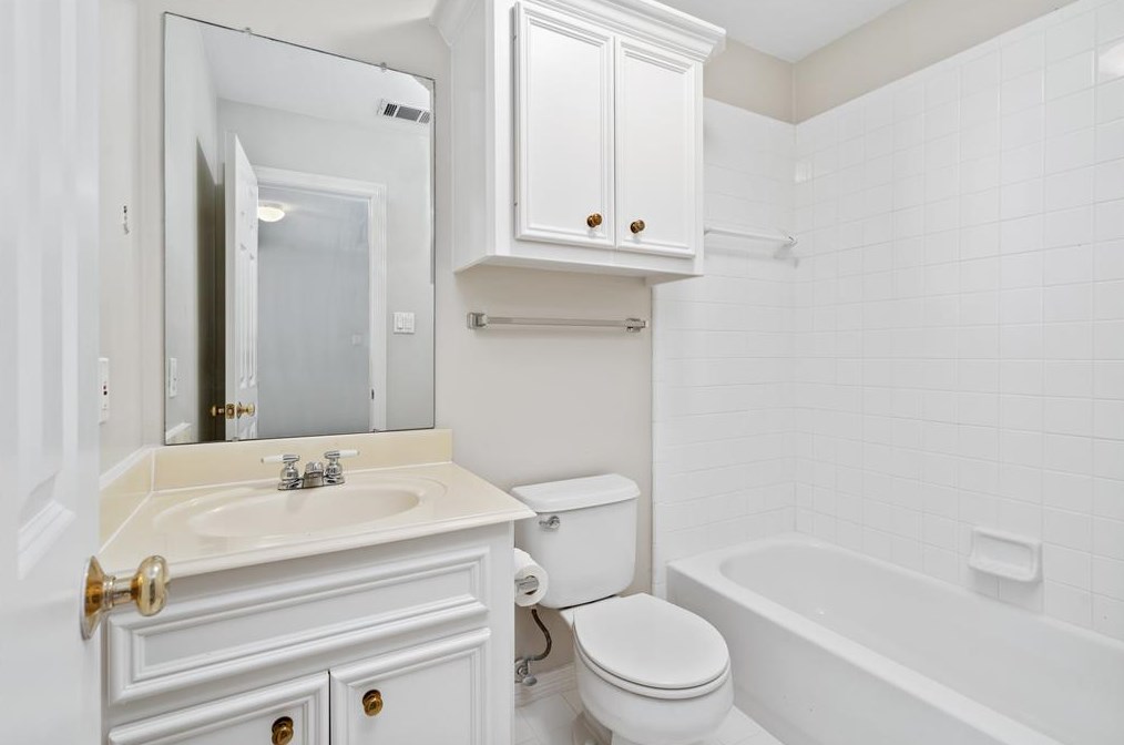 3927 Coleridge St, Houston TX  77005-2725 exterior