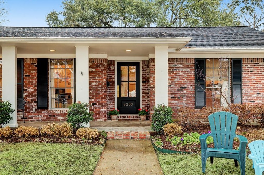 6230 Wickersham Ln, Houston TX  77057-4414 exterior