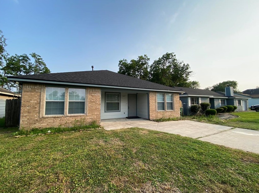 10247 Morocco Rd, Houston TX  77041-7429 exterior