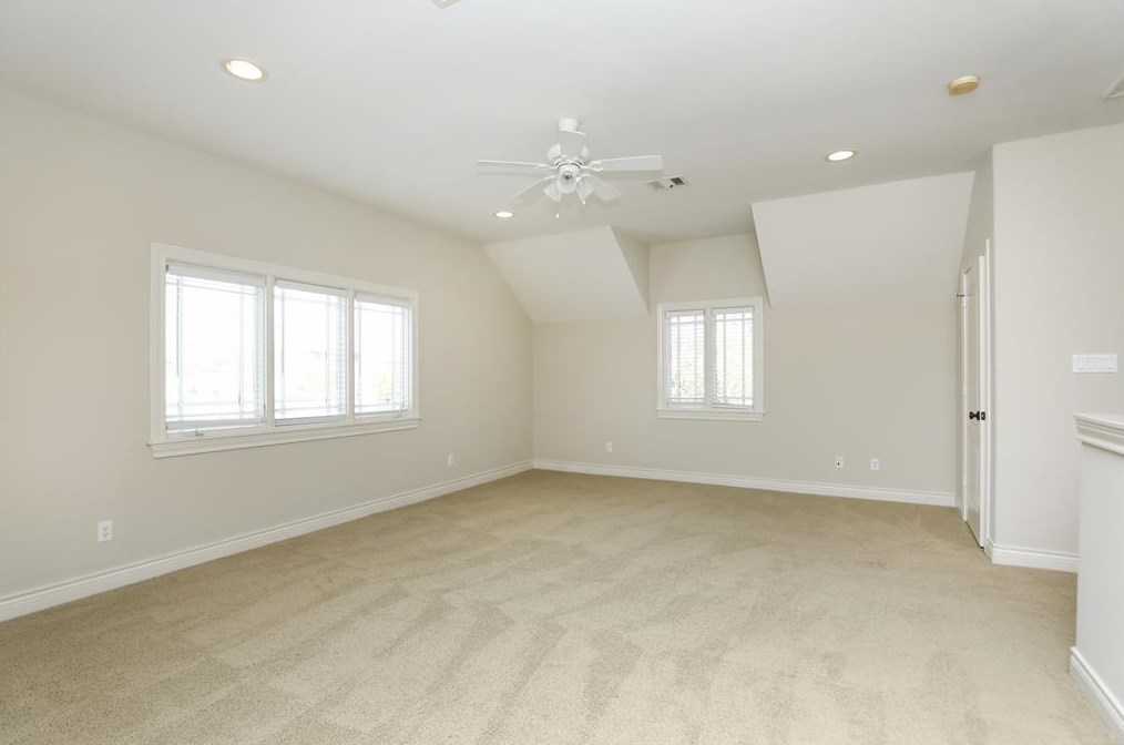 1180 Augusta Dr, Houston TX 77057-3106 exterior