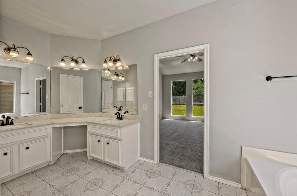 12219 Mardi Gras Dr, Houston TX  77014-2481 exterior