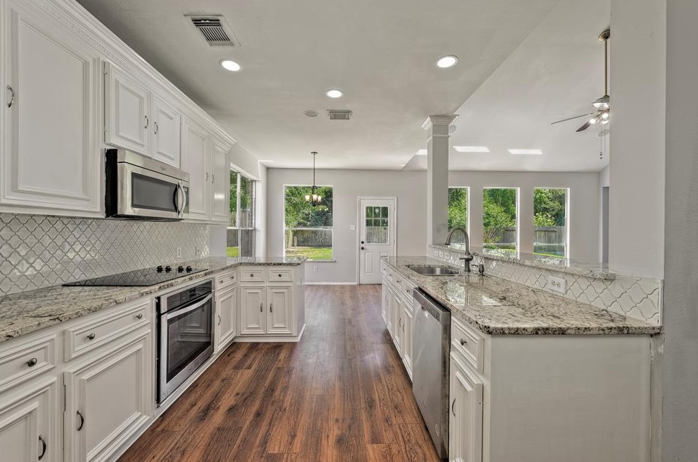 12219 Mardi Gras Dr, Houston TX  77014-2481 exterior