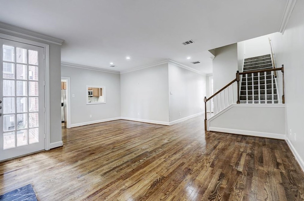 1832 Branard St, Houston TX  77098-2604 exterior