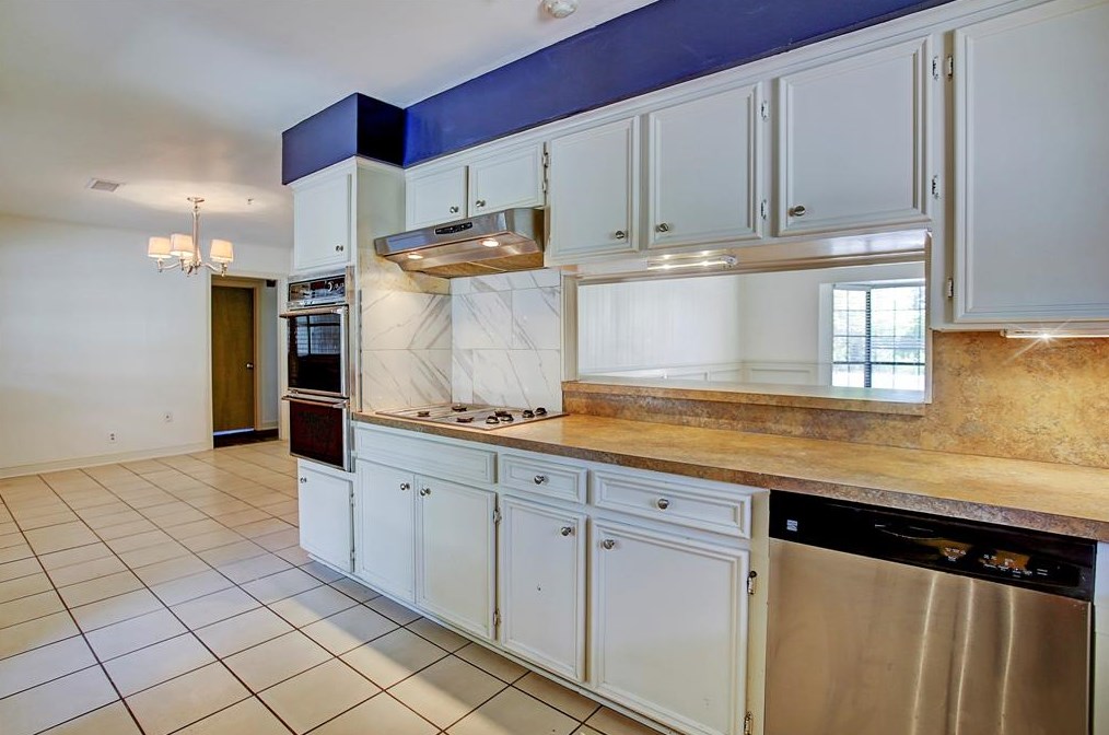 1145 21st St, Houston TX  77008-3321 exterior