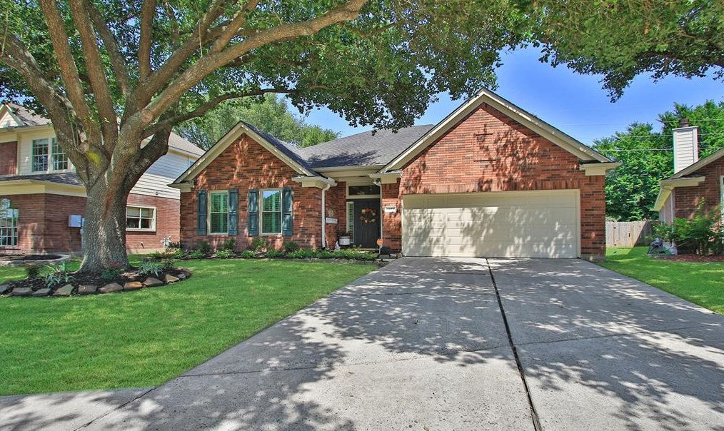 9823 Villa Dr, Houston TX  77061-2753 exterior