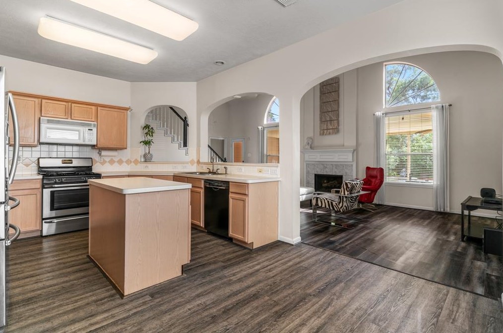 19411 Yuma Crst Ln, Tomball TX  77377-2811 exterior