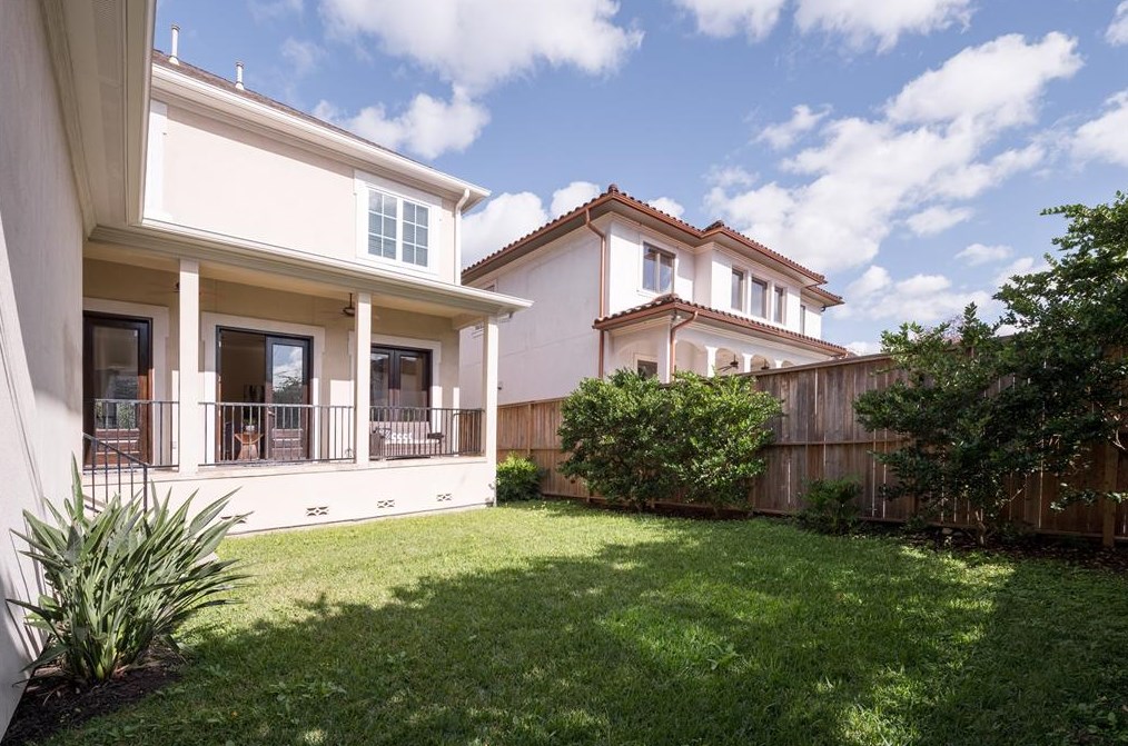 3531 Grennoch Ln, Houston TX  77025-2407 exterior