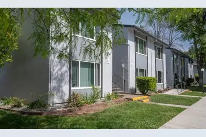 1895 Benton Dr, Redding, CA 96003 - Photo 1