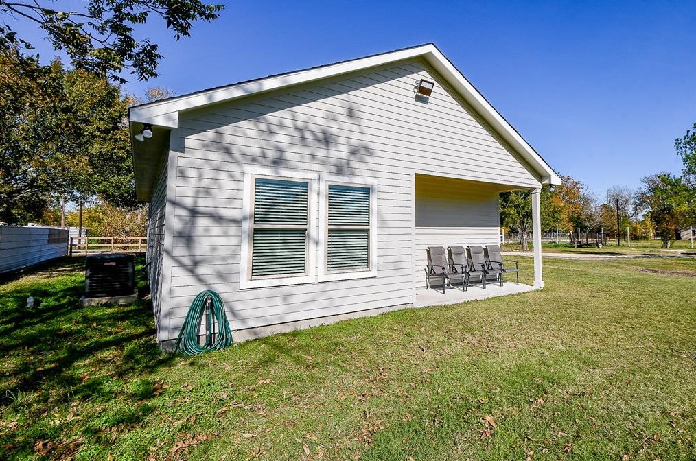1215 Bland St, Houston TX  77091-2014 exterior