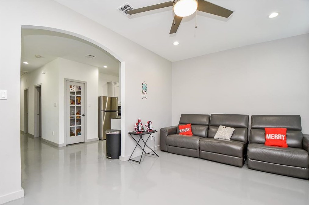 1215 Bland St, Houston TX  77091-2014 exterior