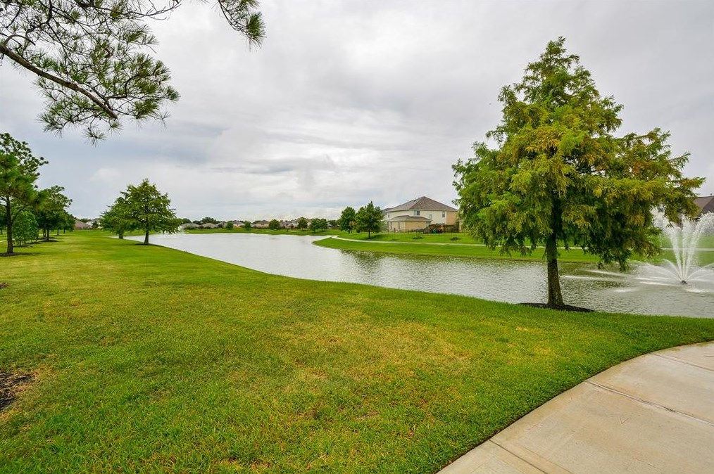 18426 Cypress Lake Village Dr, Cypress TX  77429-5415 exterior