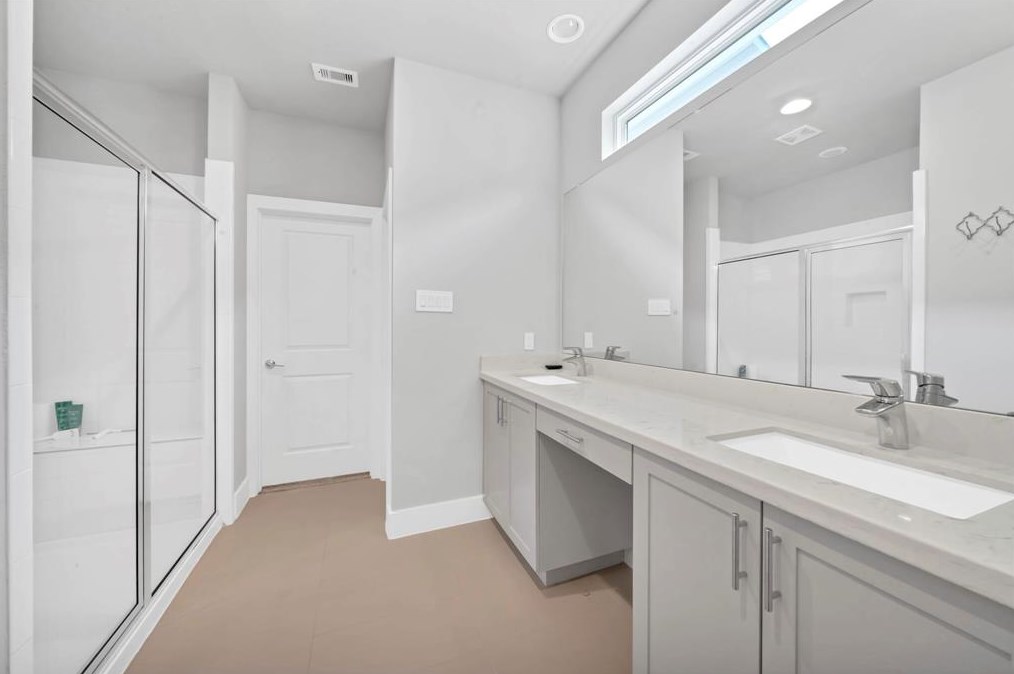 2038 Live Oak St, Houston TX  77004-1413 exterior