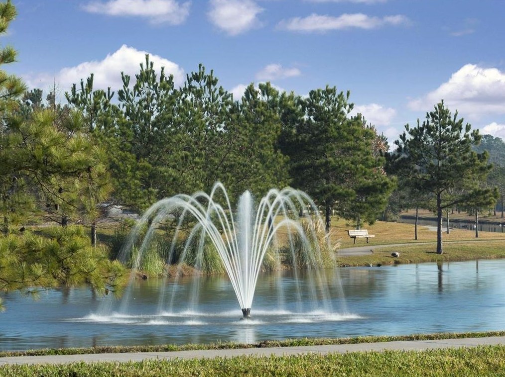 1918 Creekside Park Dr, Houston TX  exterior