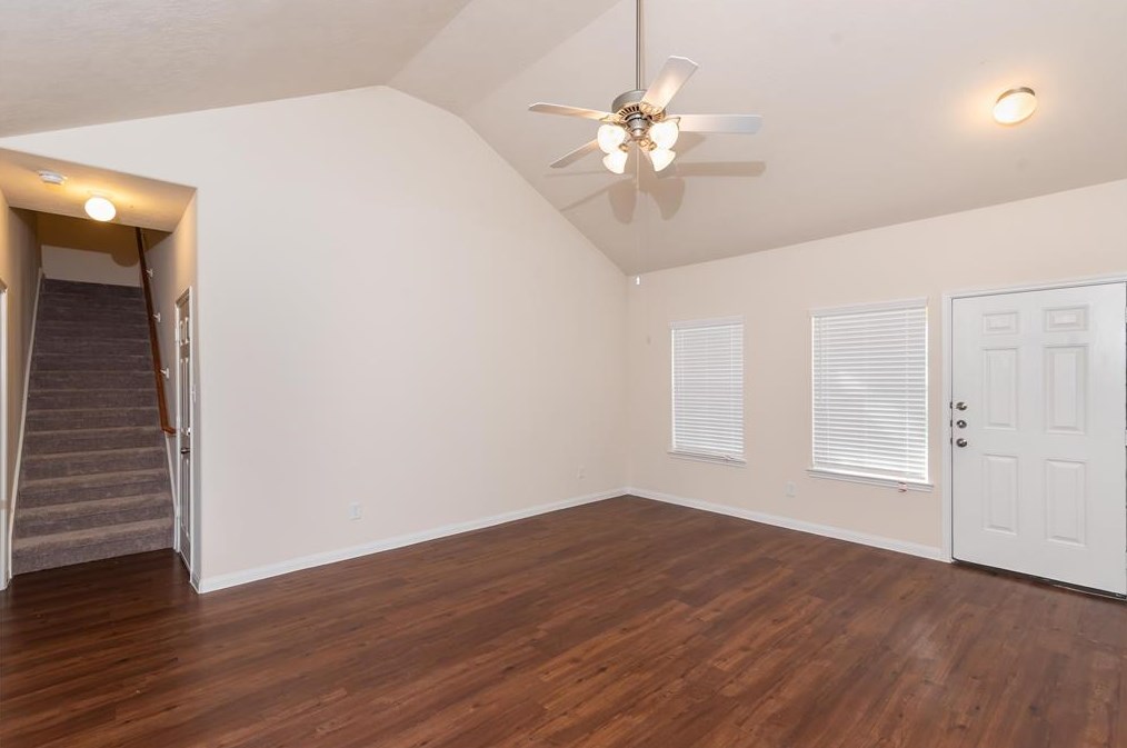 9722 Cira Ct, Houston TX  77044-4062 exterior