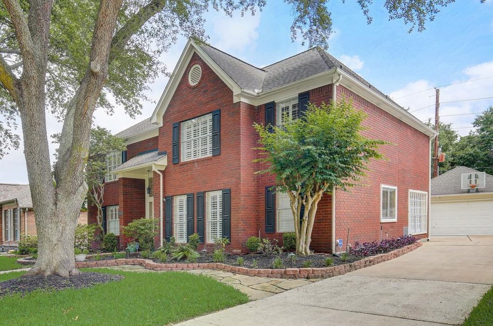 15726 Echo Ldg Dr, Houston TX  77095-2659 exterior