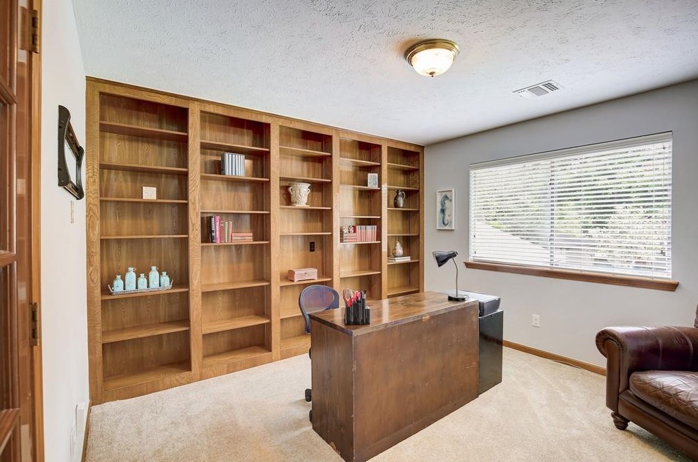 15726 Echo Ldg Dr, Houston TX  77095-2659 exterior