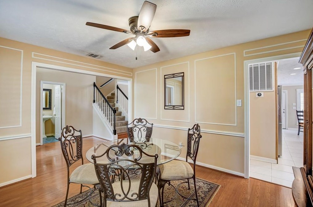 15726 Echo Ldg Dr, Houston TX  77095-2659 exterior