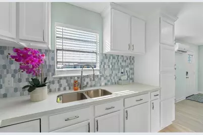 1019 Treaty Drive, Surfside Beach, TX 77541 - Photo 9