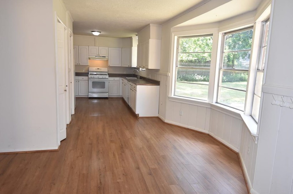 9313 Rosstown Way, Houston TX  77080-7415 exterior