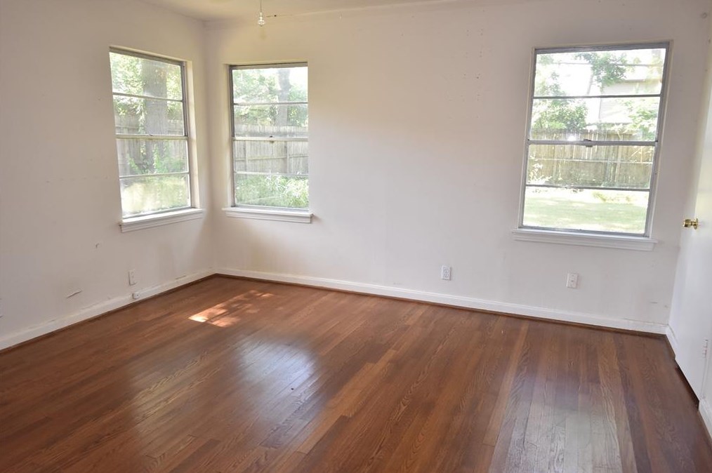 9313 Rosstown Way, Houston TX  77080-7415 exterior