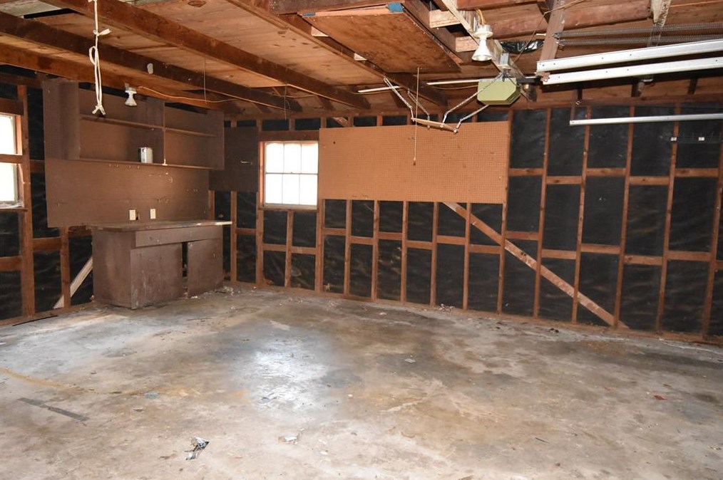 9313 Rosstown Way, Houston TX  77080-7415 exterior